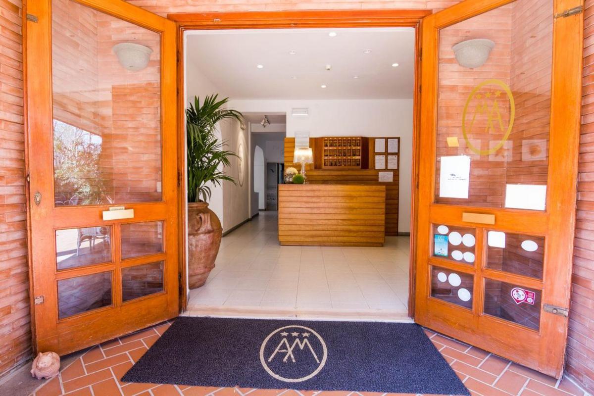 Hotel Mirella 卡斯蒂里昂纳·德拉佩 外观 照片